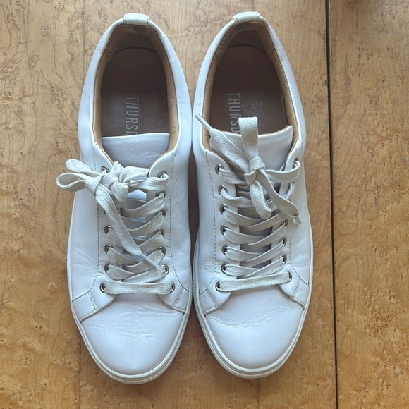 Thursday everyday size 10 white leather sneakers - Picture 1 of 5